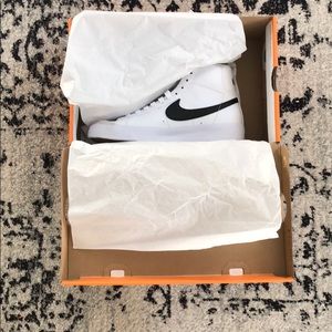 Nike blazer mid ‘77